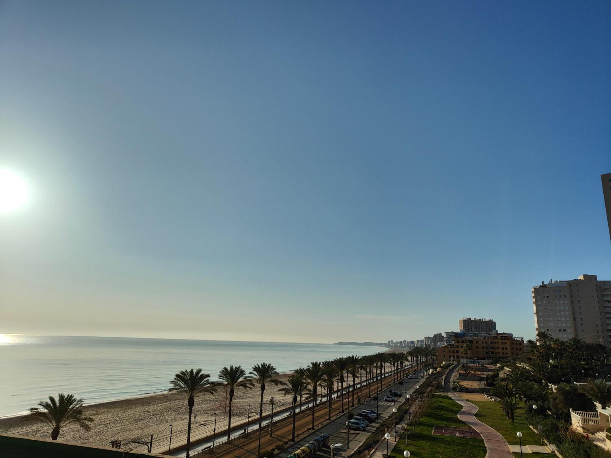 Seaside Beach-Lounge Alicante El Campello Bagian luar foto